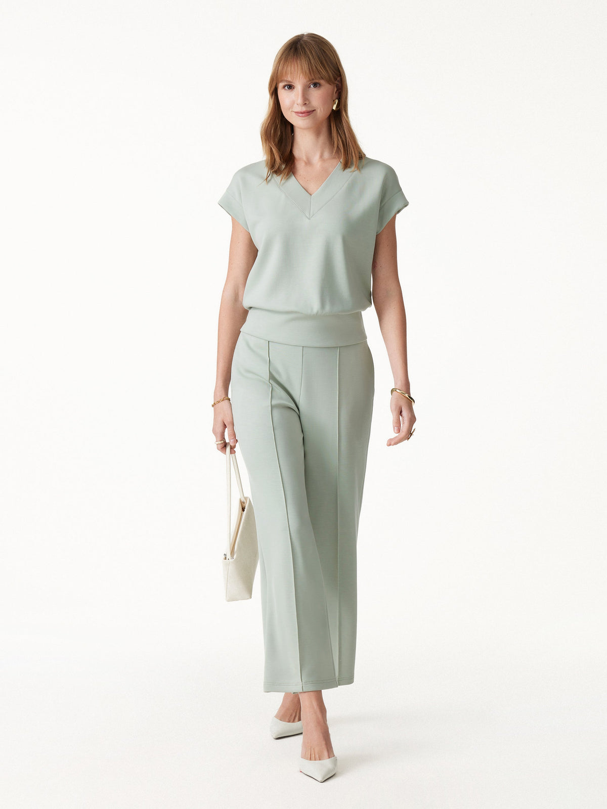 OGLmove Women's V-Neck Short Sleeve Top & Cropped Straight-Leg Pants Set