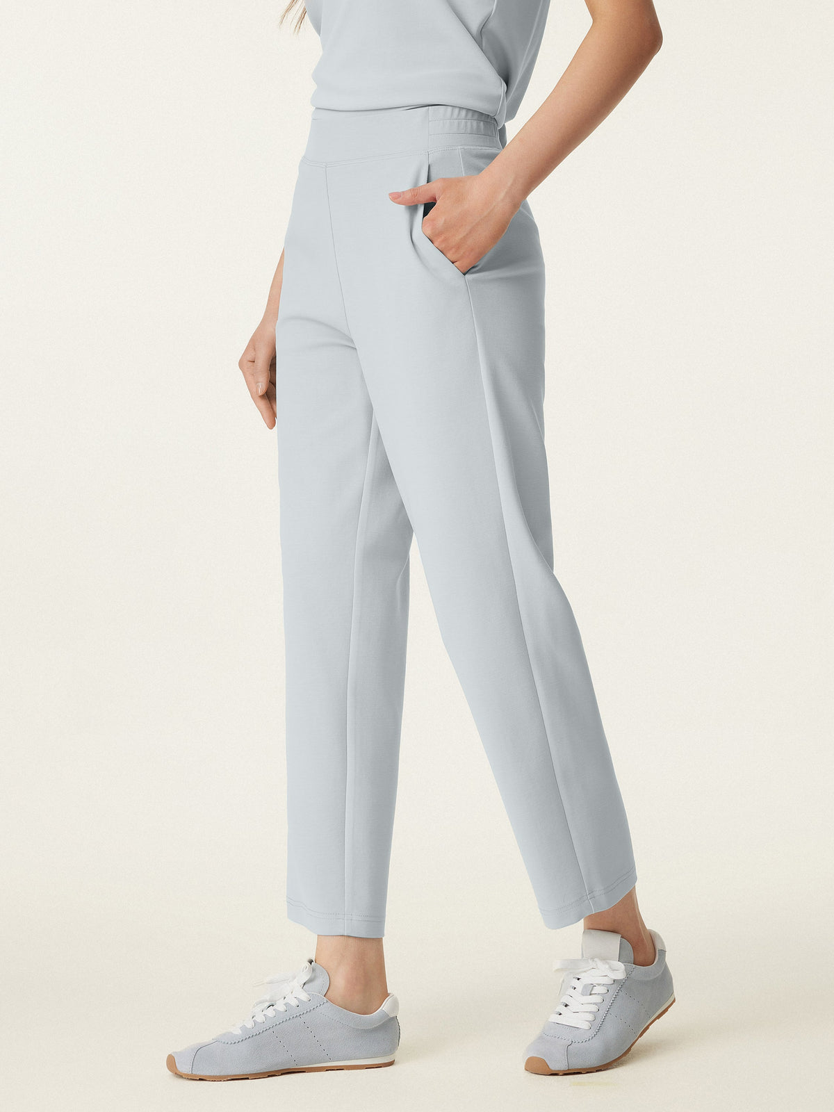 OGLmove Women's Mid-Rise Pull-On Tapered Pants with Pockets