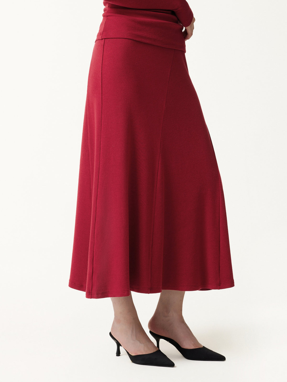 OGLmove Women's Eco-Mousse High-Rise Curved-Seam Midi Skirt
