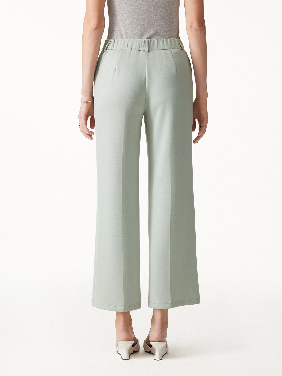 OGLmove Women's 2-Piece V-Neck Top and Cropped Straight Leg Pant Set