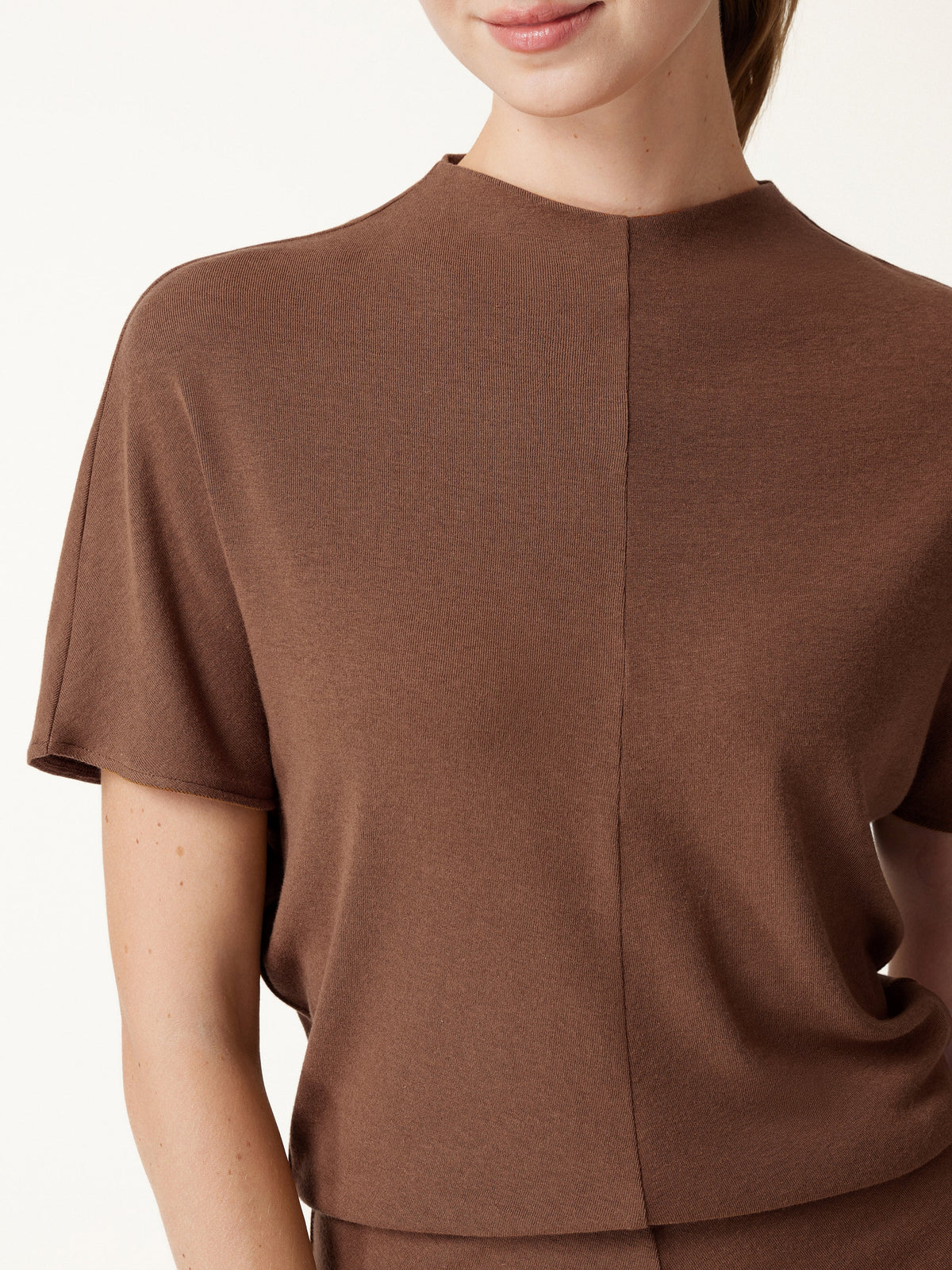 OGLmove Women's Mock Neck Cap Sleeve Seamed Top