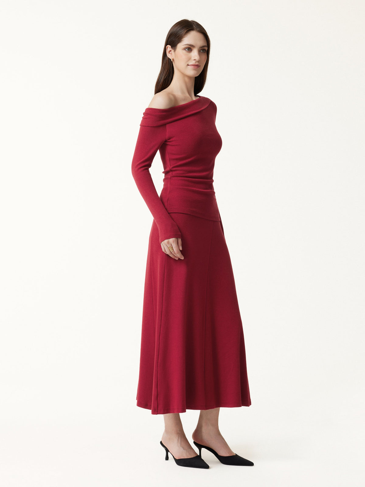 OGLmove Women's Asymmetrical Long Sleeve Bra Top and Midi Skirt Set
