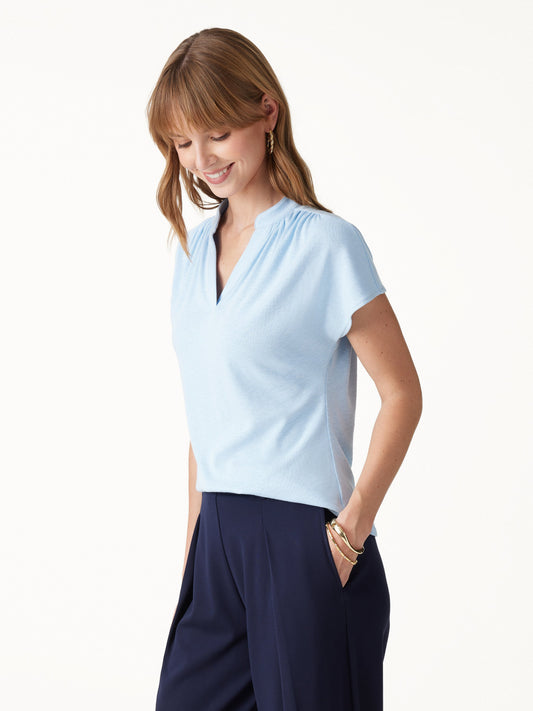 OGLmove Women's Eco-Mousse® Collared V-Neck Short Sleeve Top