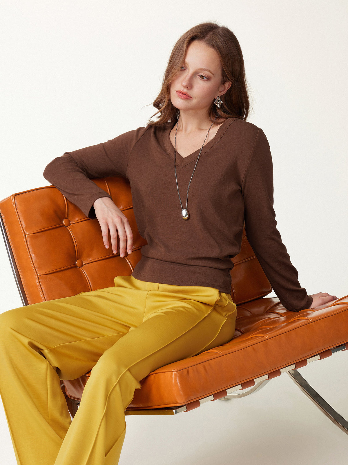 OGLmove Women's Eco-Mousse V-Neck Long Sleeve Banded Hem Top