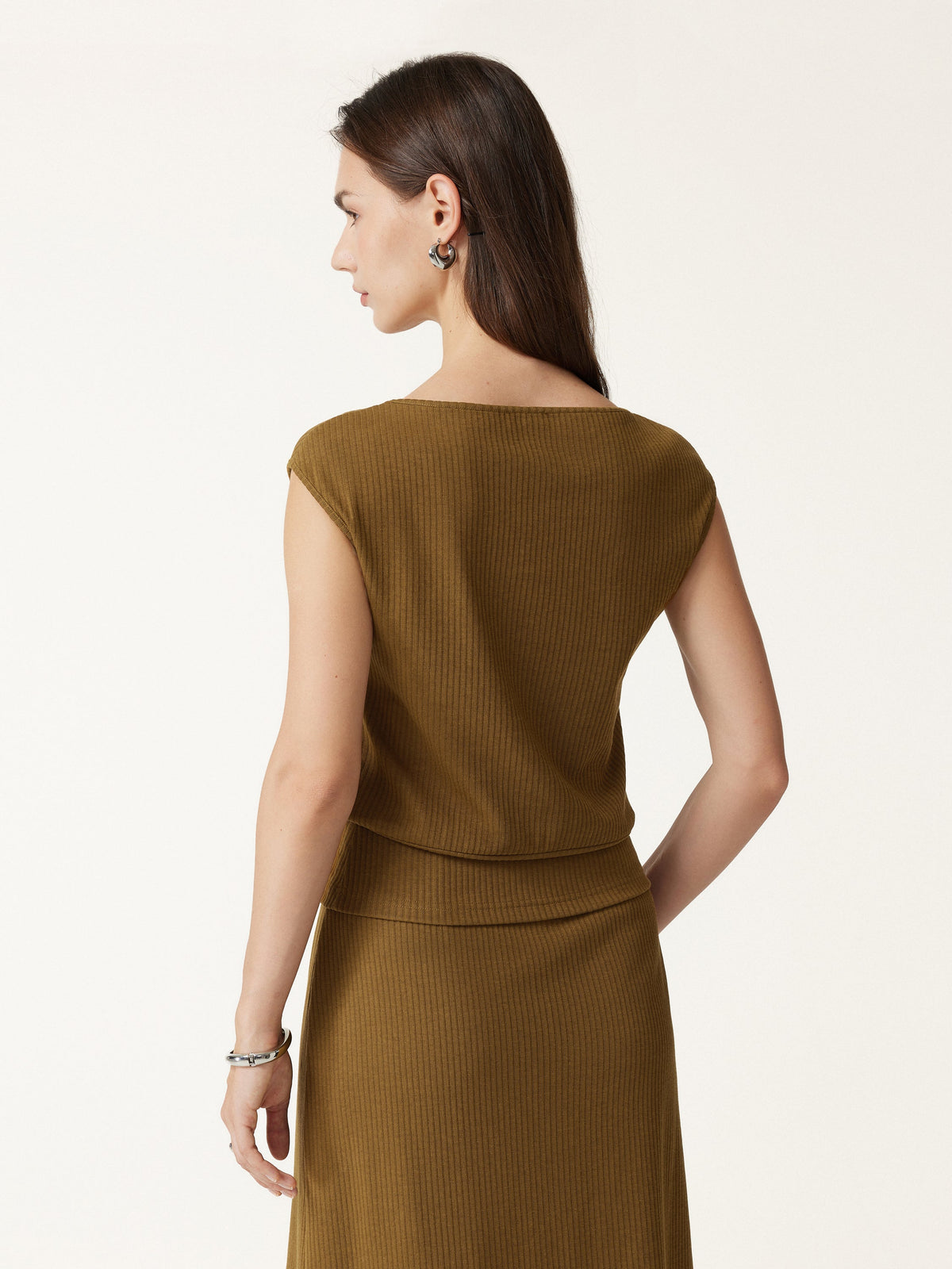 OGLmove Women's Boatneck Sleeveless Top and Midi Skirt Set