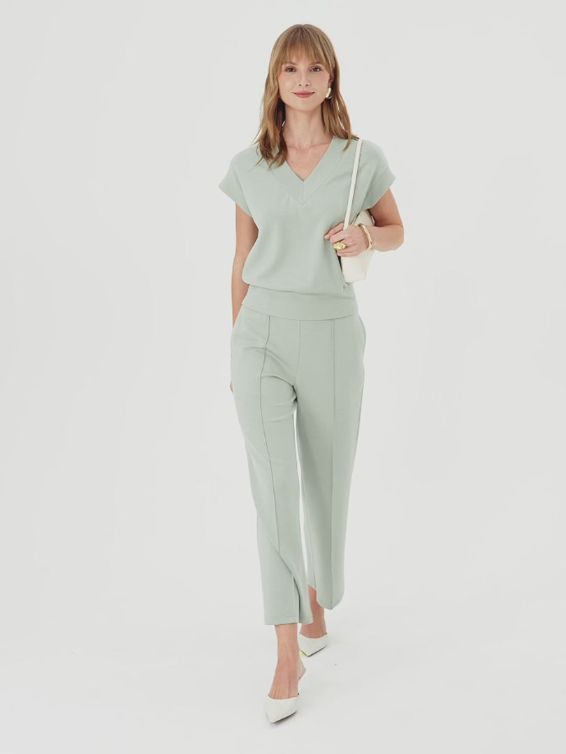 OGLmove Women's Puffed Sleeve Top and Cropped Pants Set