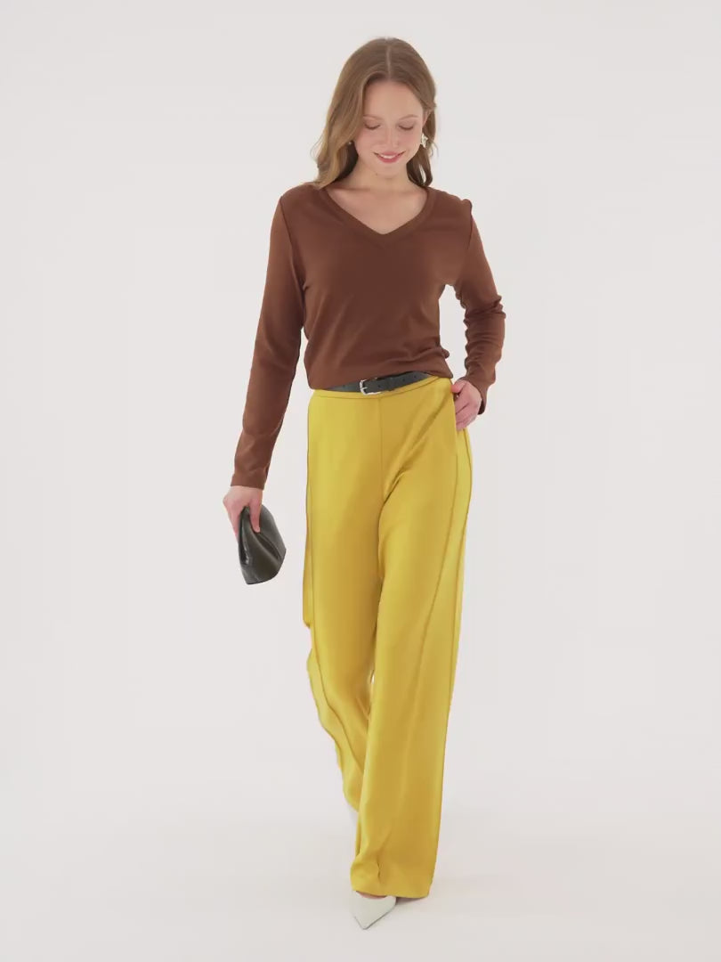 OGLmove Women's Eco-Mousse V-Neck Long Sleeve Banded Hem Top